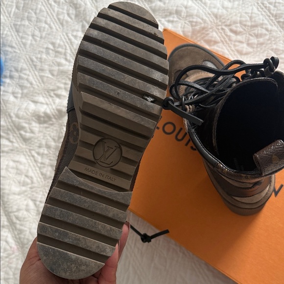 Laureate Platform Desert Boot - Picture 6 of 7